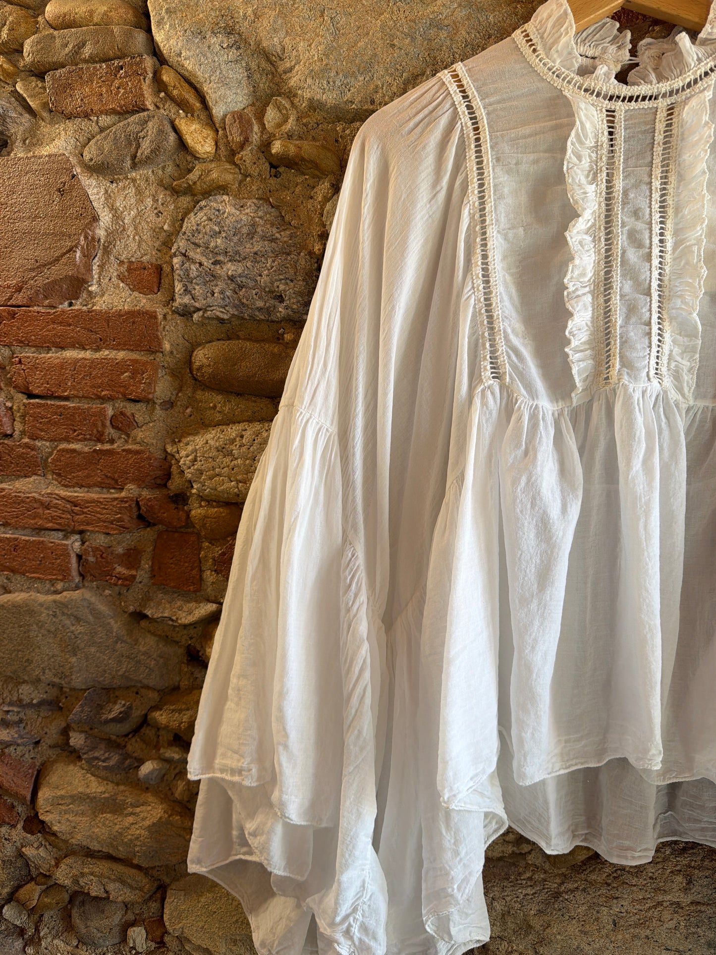 Blusa Butterfly white