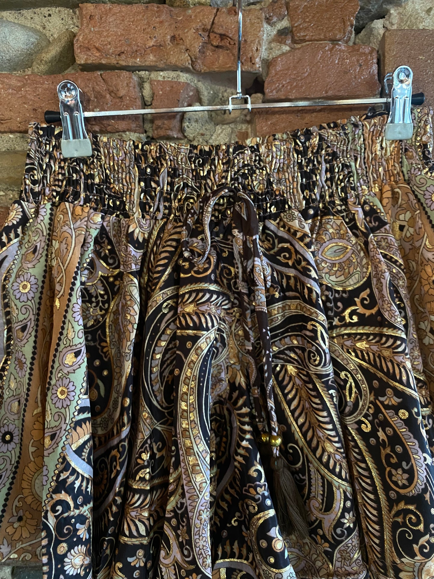 Shorts Tea nero oro marrone