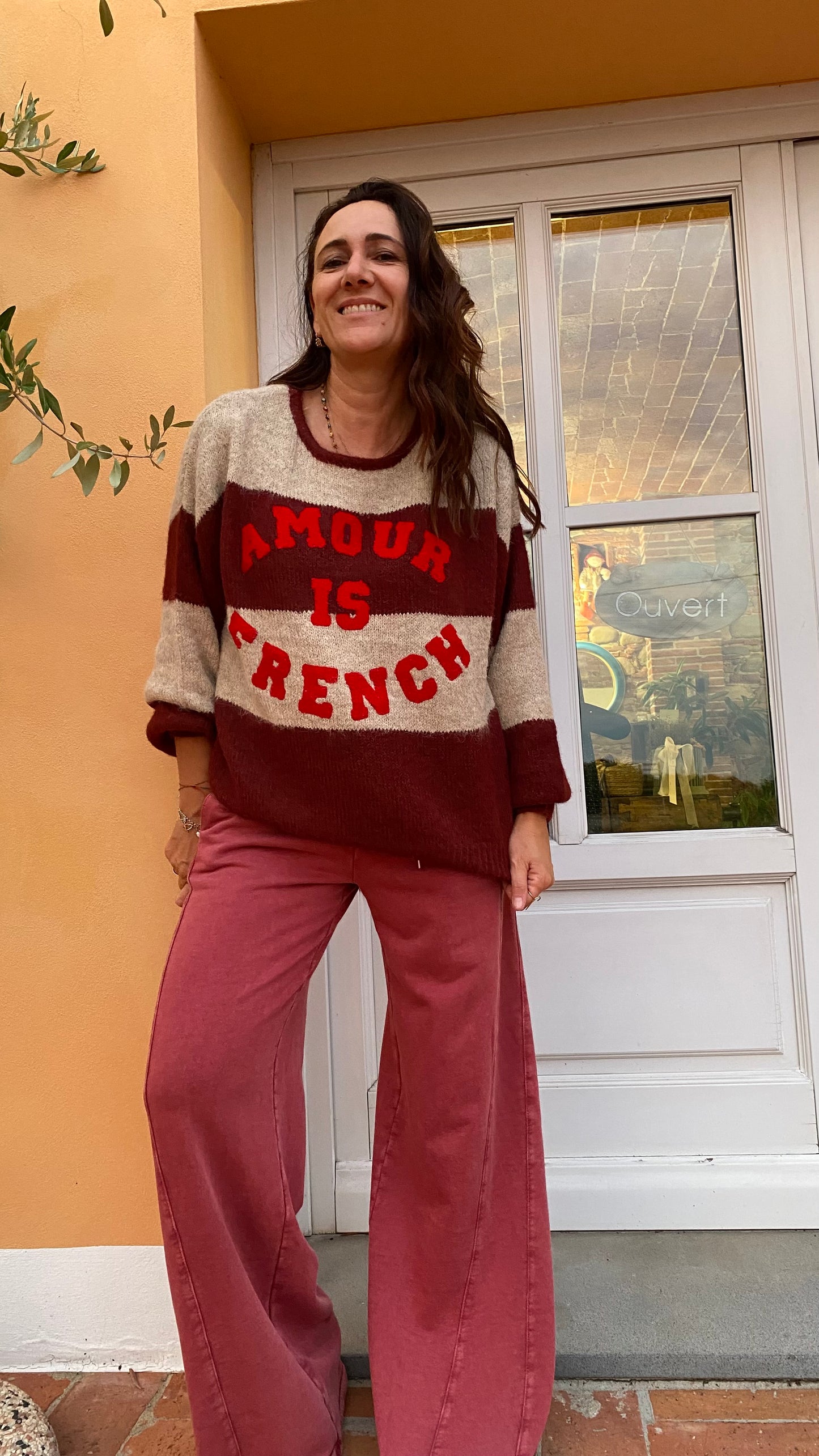 Maglione Amour is French burgundy