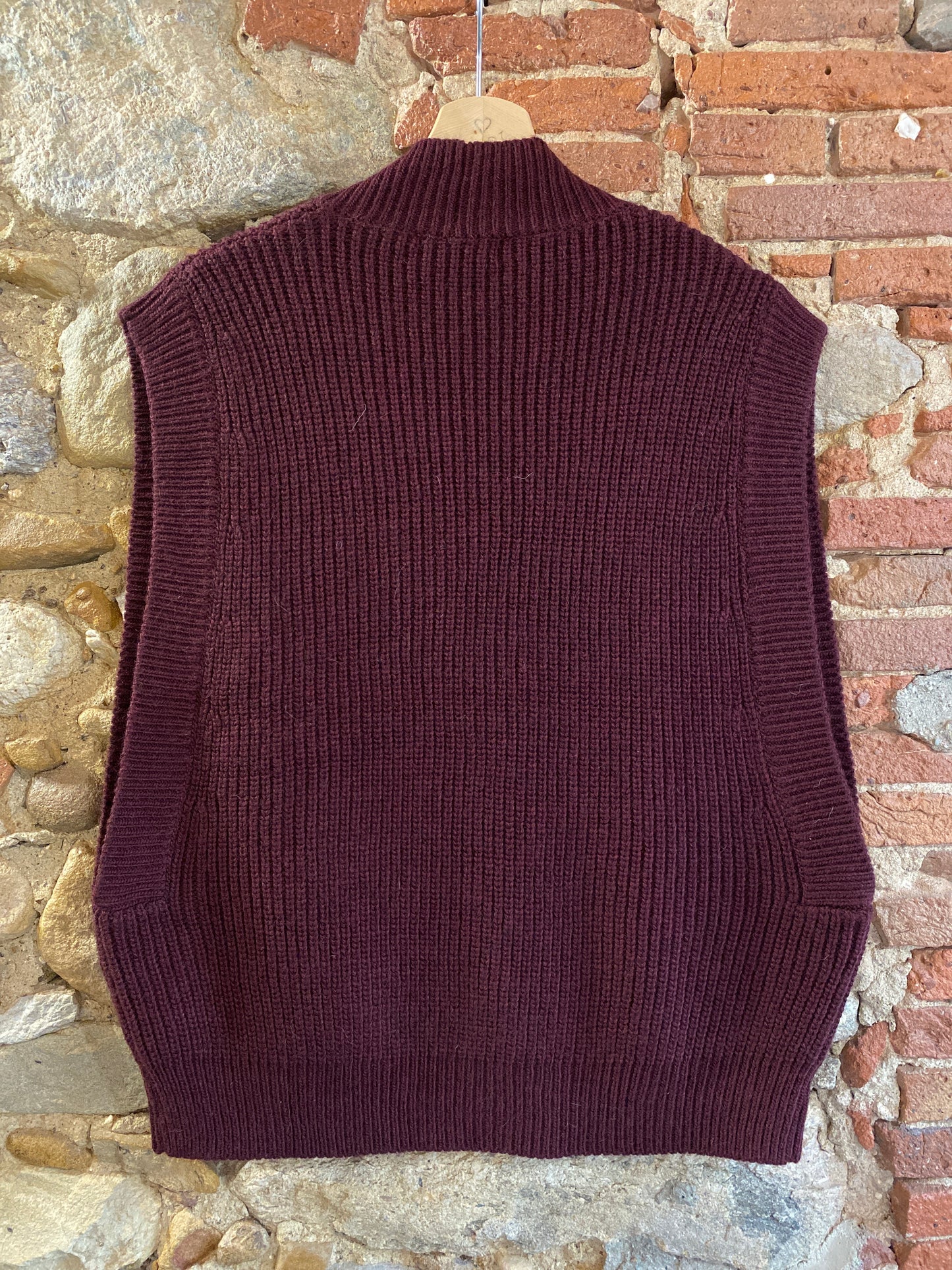 Gilèt Max burgundy