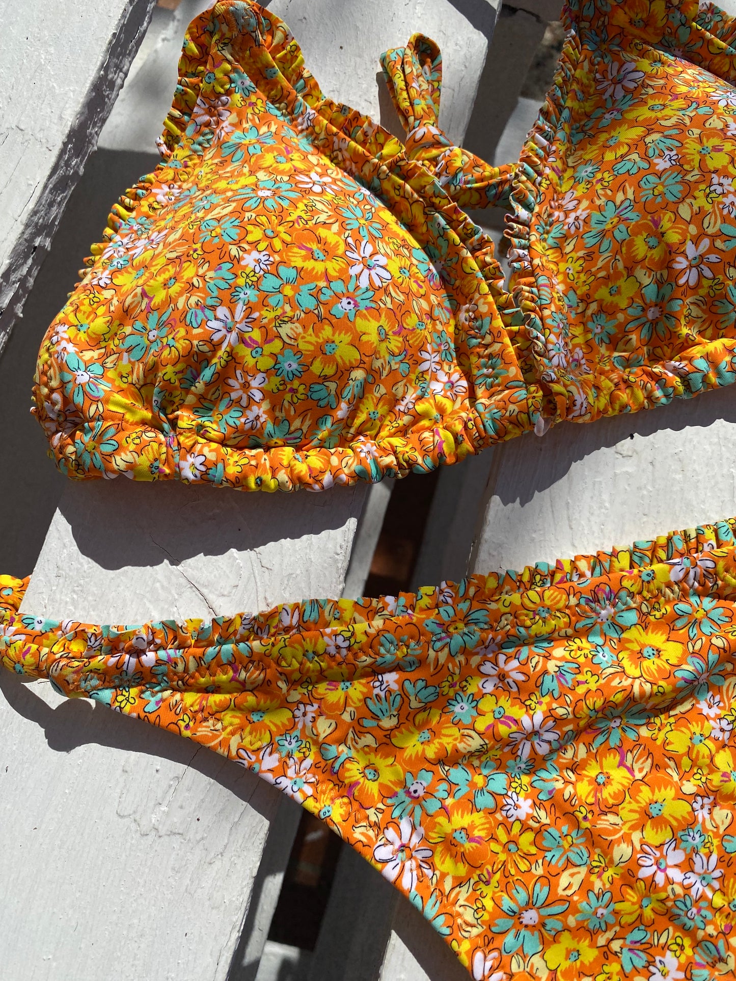 Bikini Saint-Tropez orange flowers