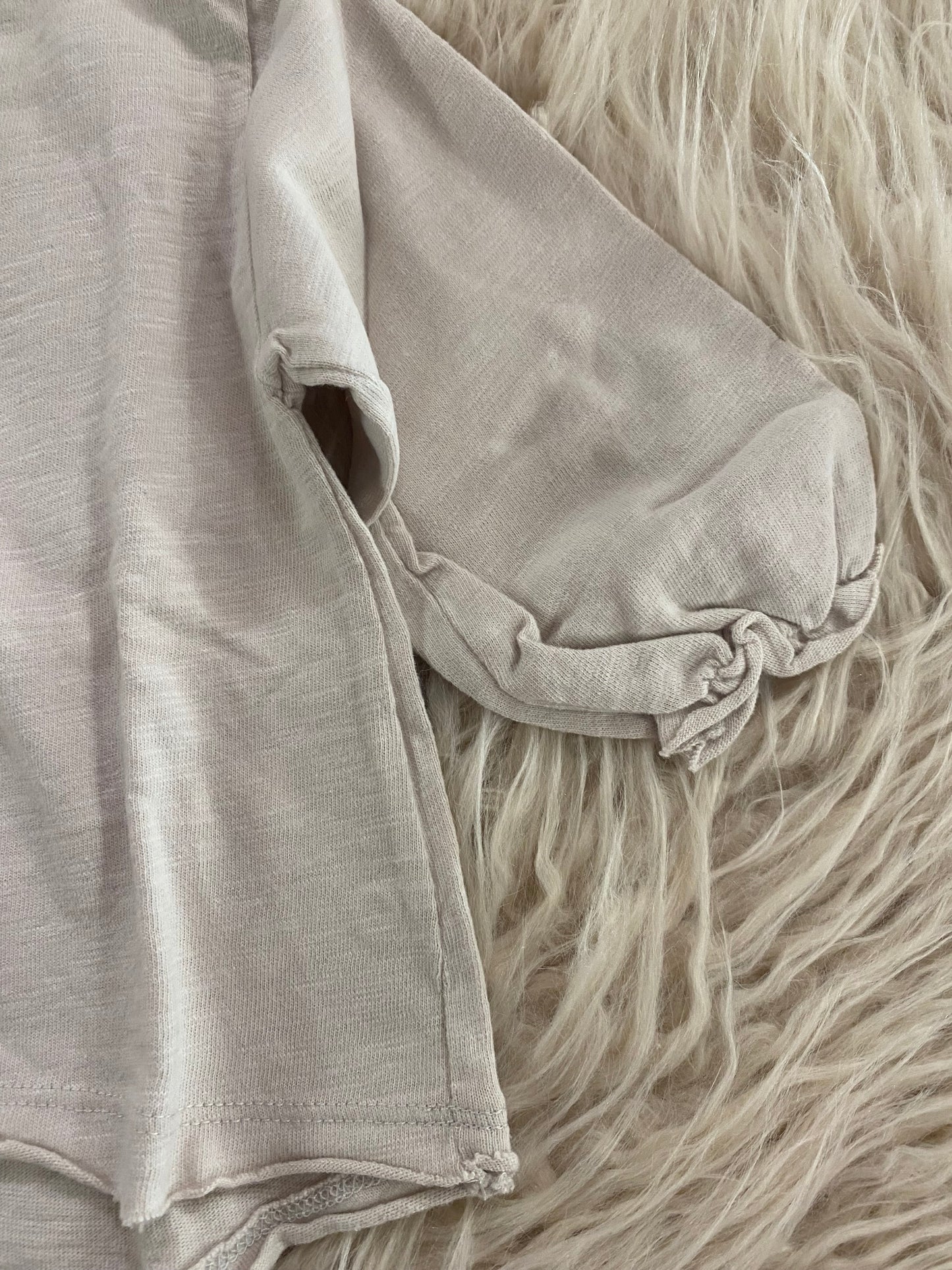 T-shirt cotone colore écru con stampa davanti