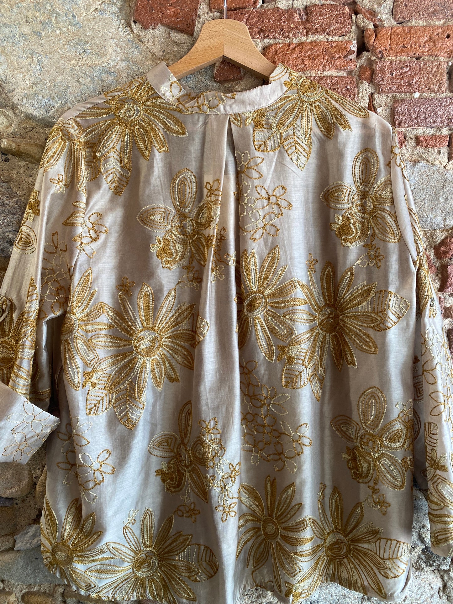 Camicia Fleur beige caldo miele