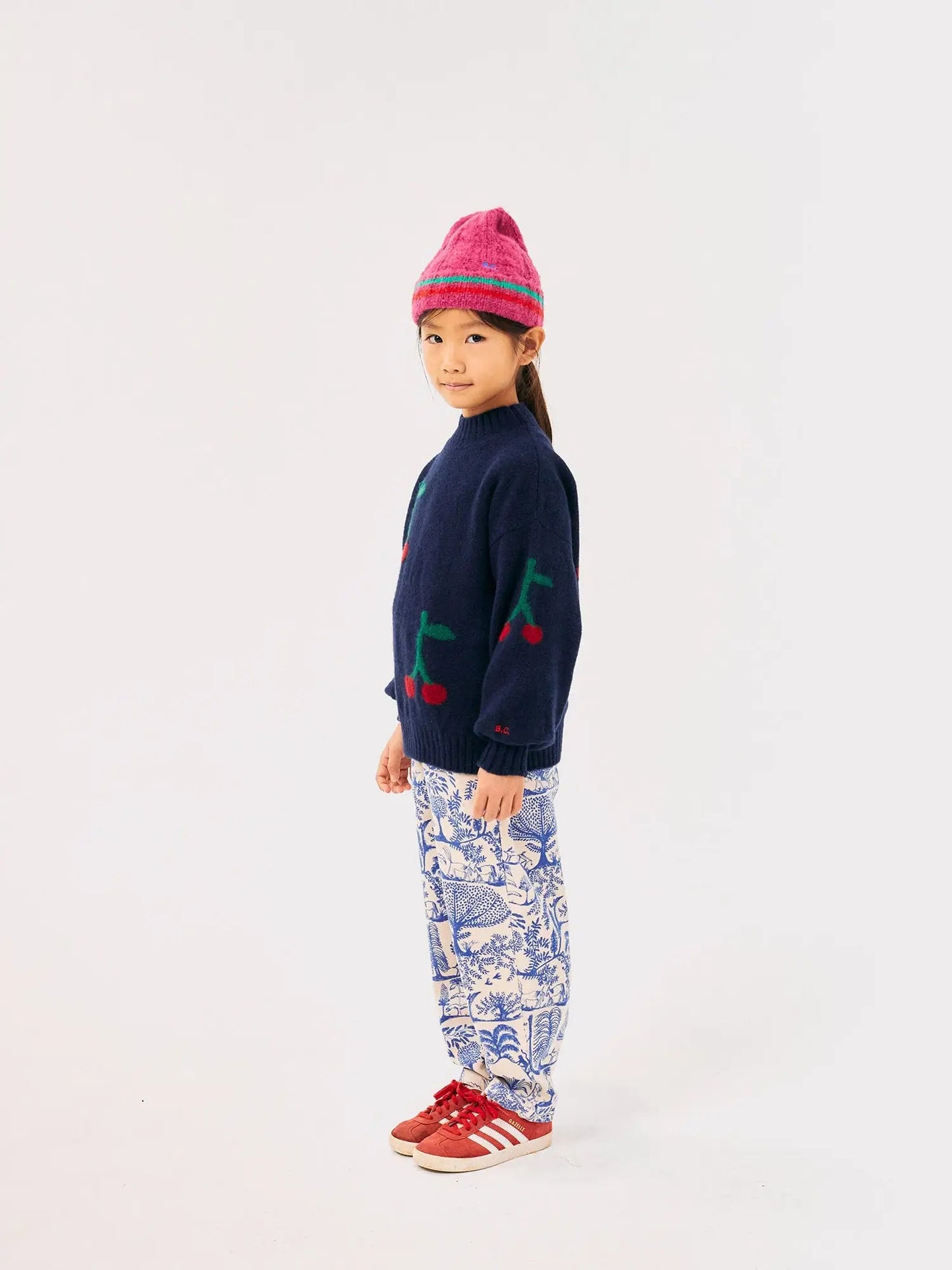 Maglione mezzo collo misto lana colore blu ricamo ciliegie