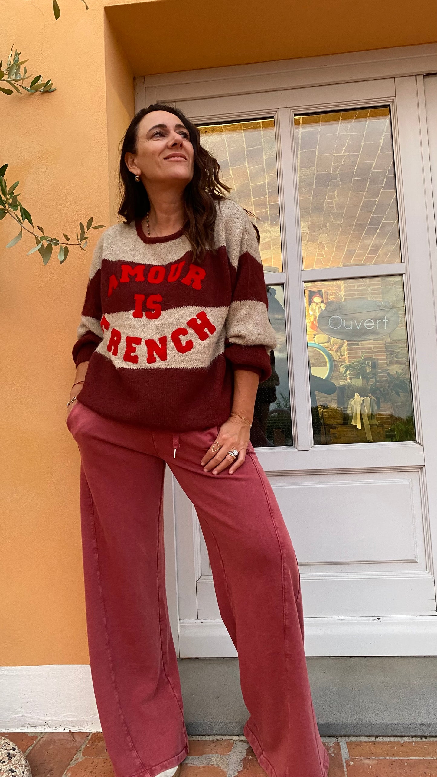 Maglione Amour is French burgundy