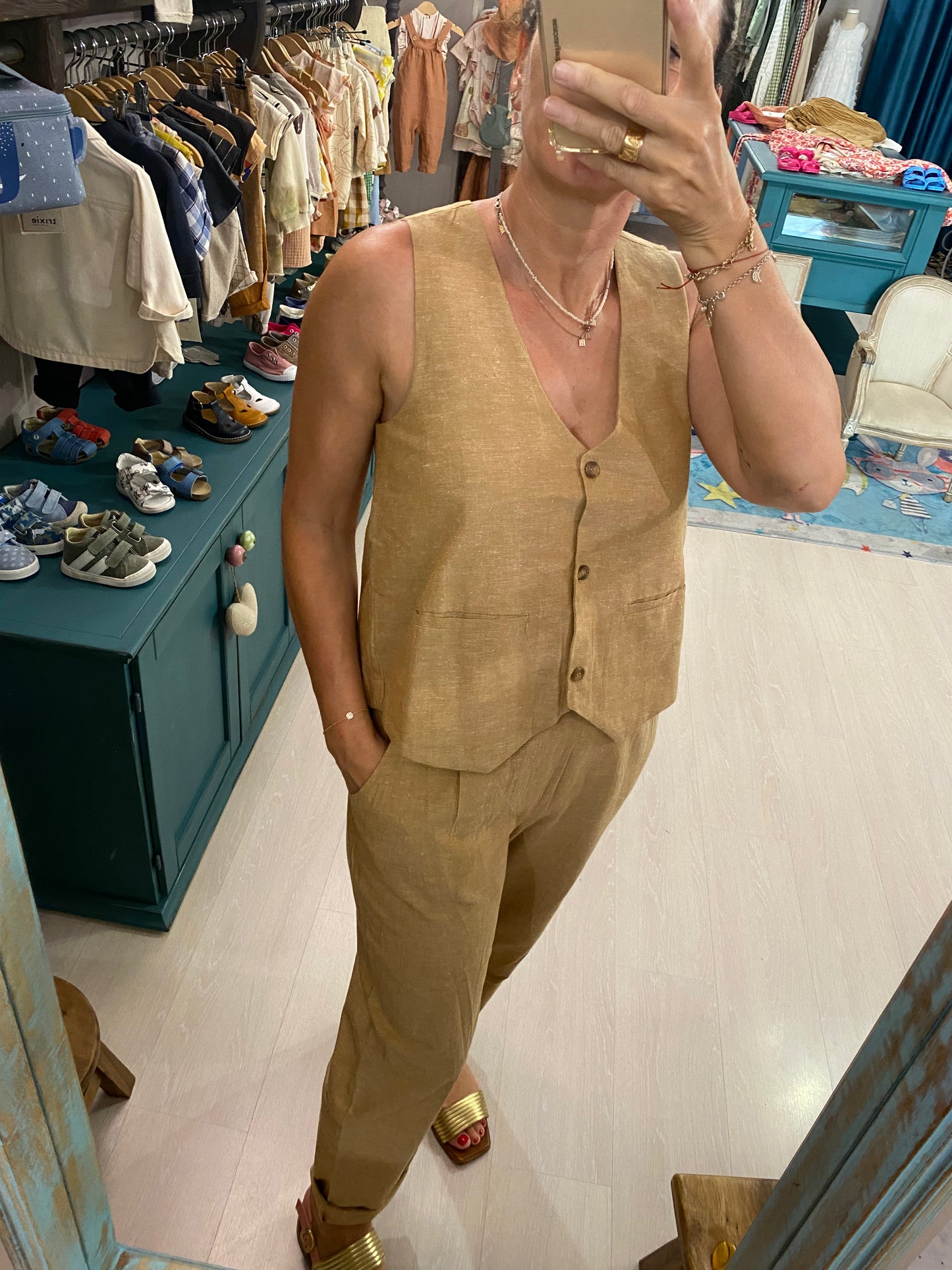 Pantaloni donna in misto Lino colore camel