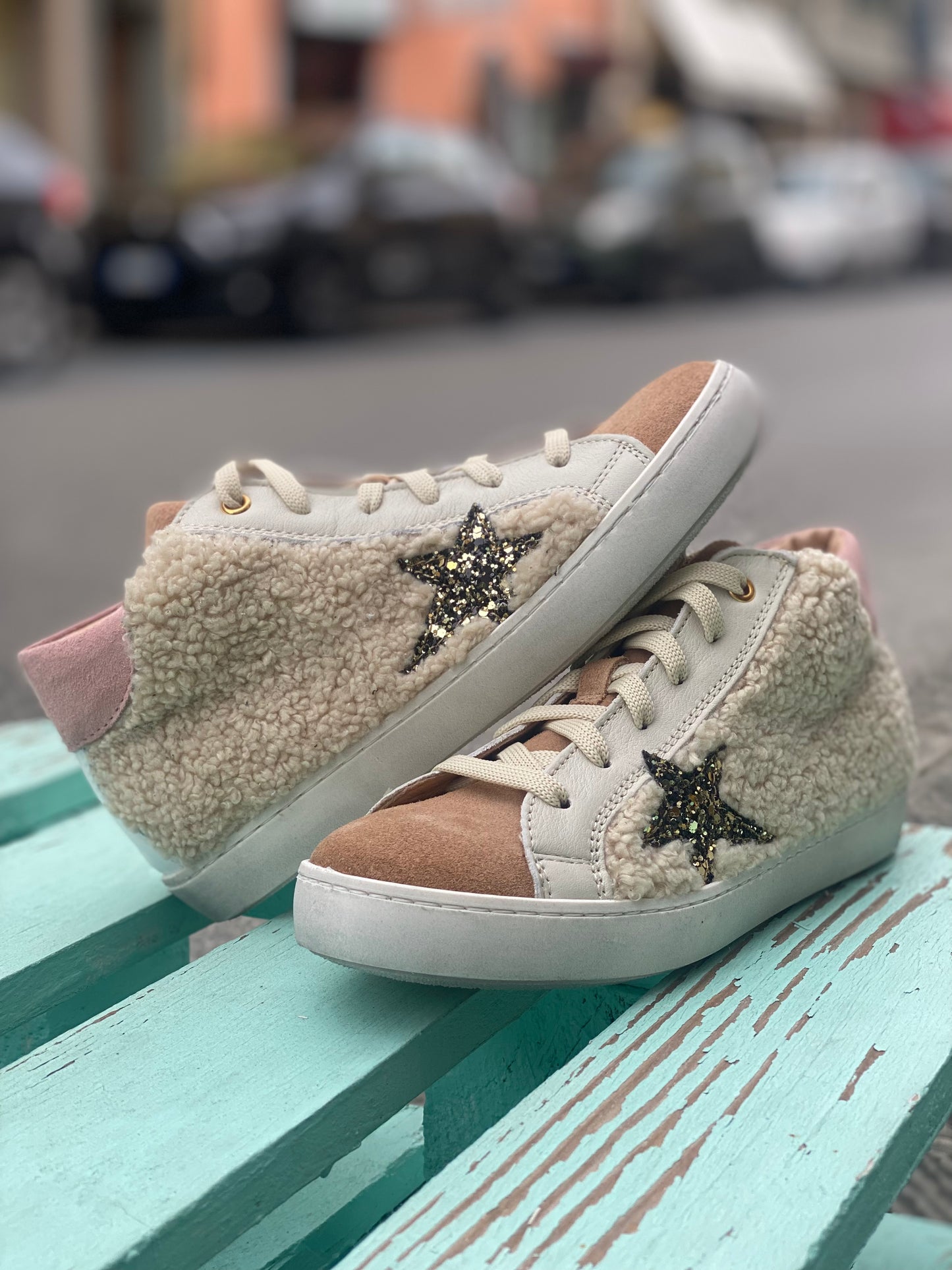 sneakers in pelle e pelliccetta ecologica