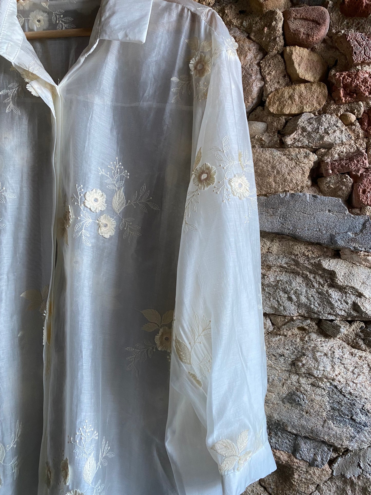 Camicia Martinica burro con ricami