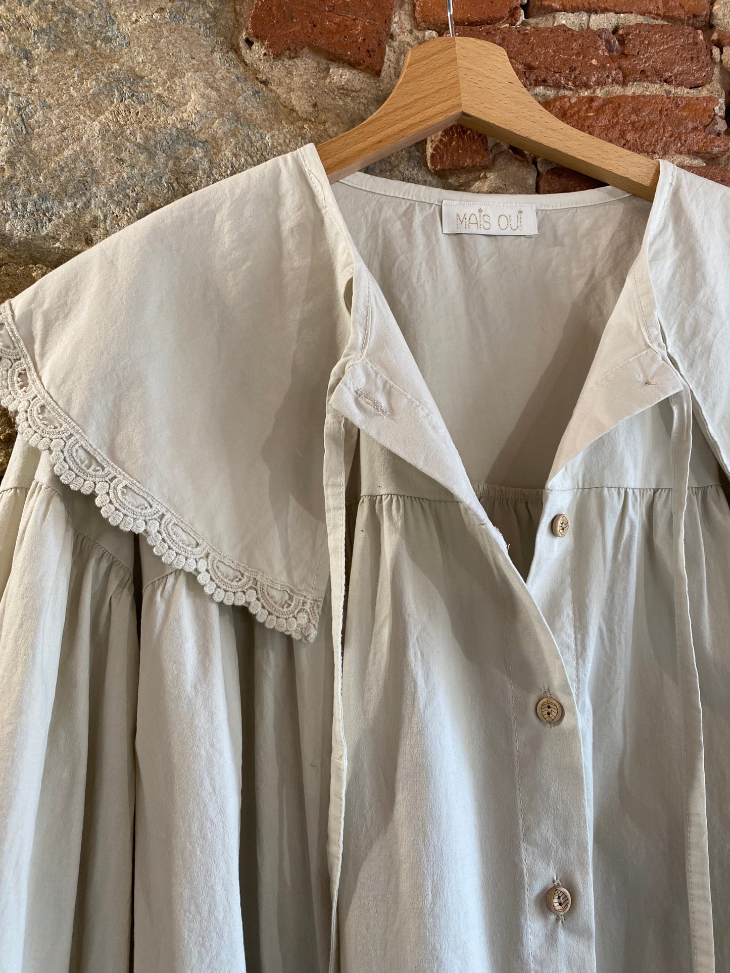 Blusa Pretty colore sand