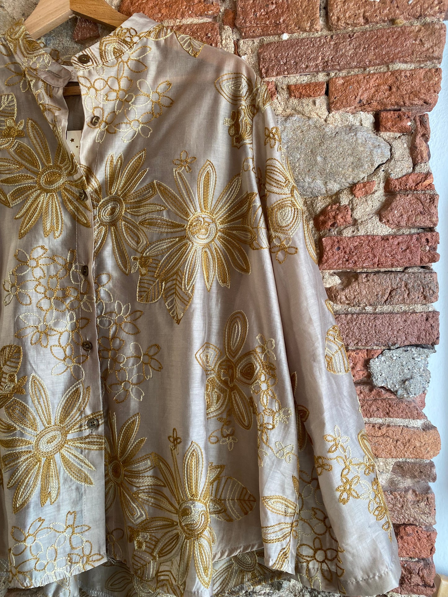 Camicia Fleur beige caldo miele