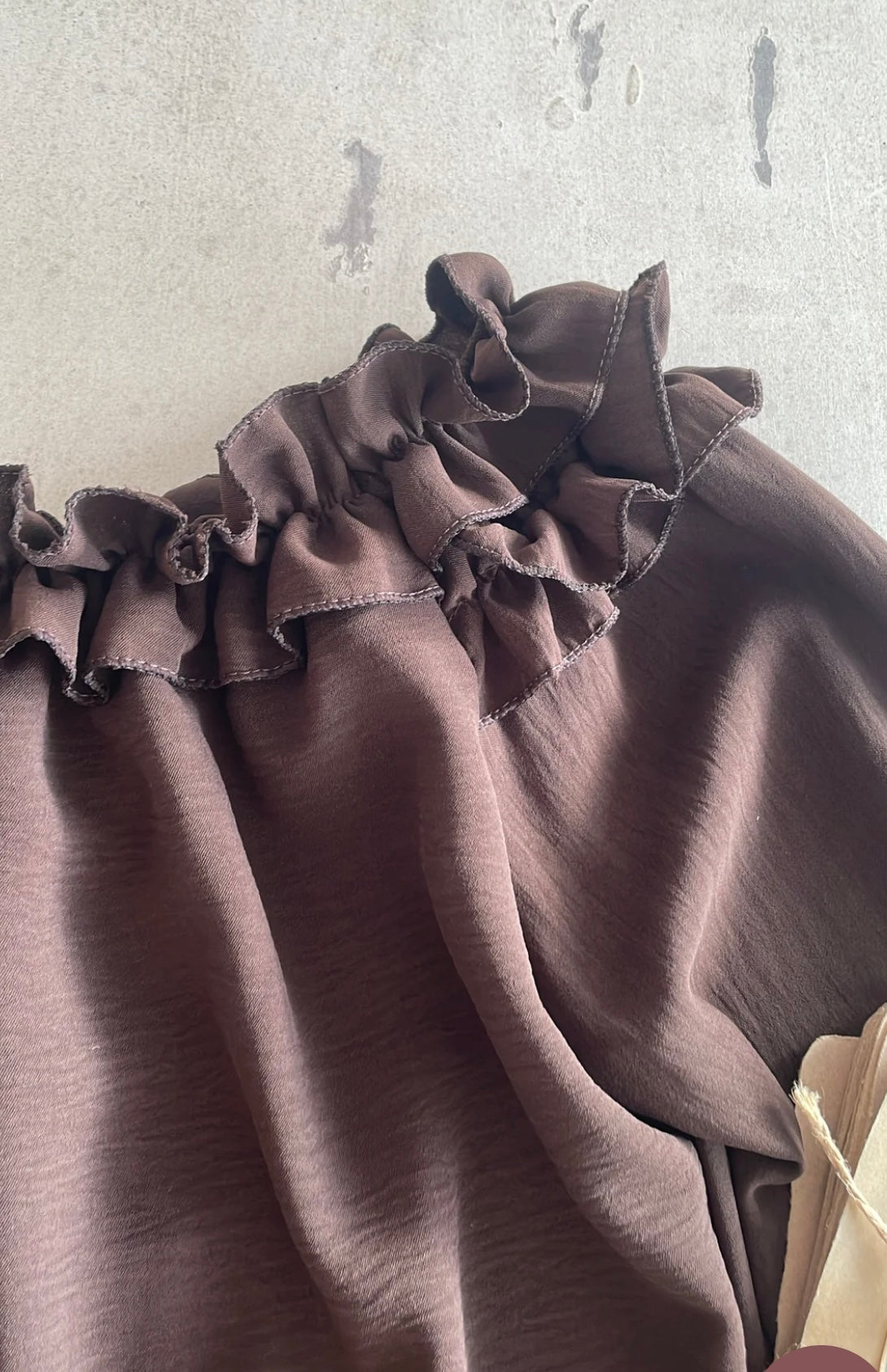 Volant blusa in viscosa colore cioccolato