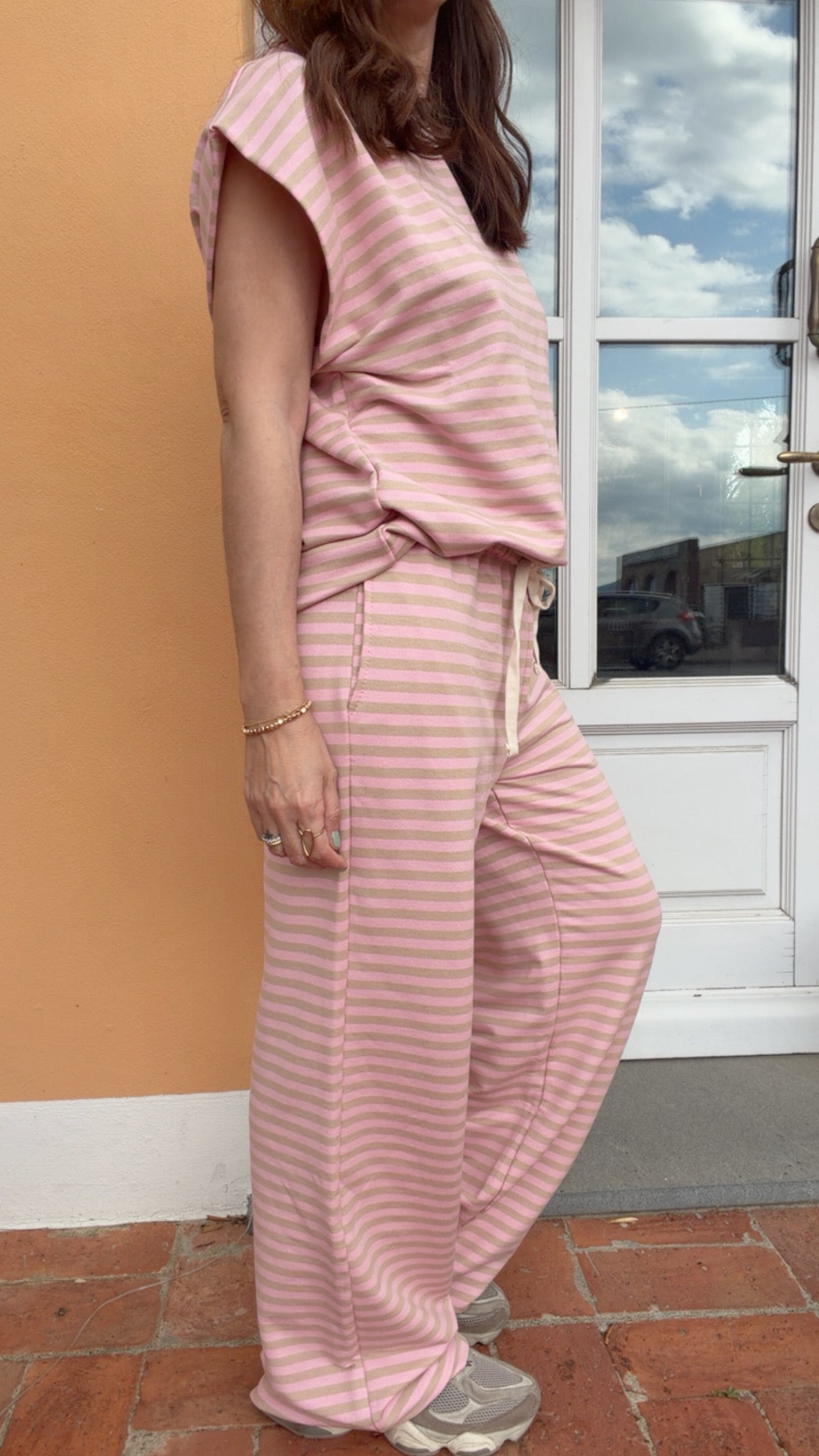 Completo Cocó righe beige rosa