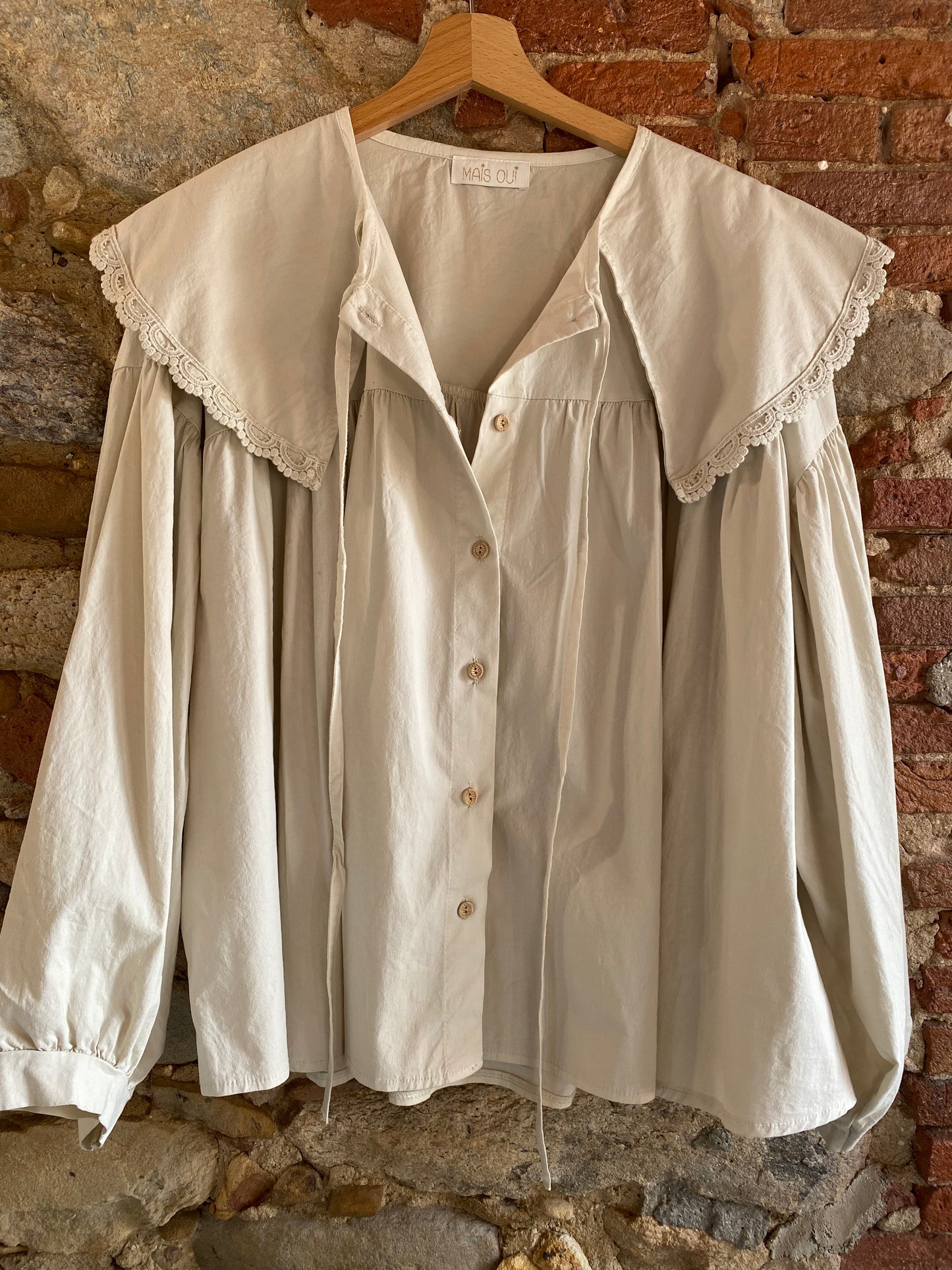 Blusa Pretty colore sand