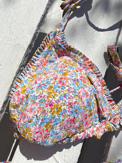 Bikini Saint-Tropez white flowers