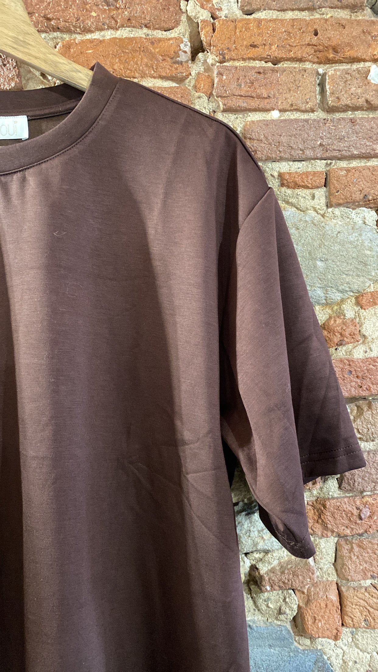 T-shirt Camelia cioccolato