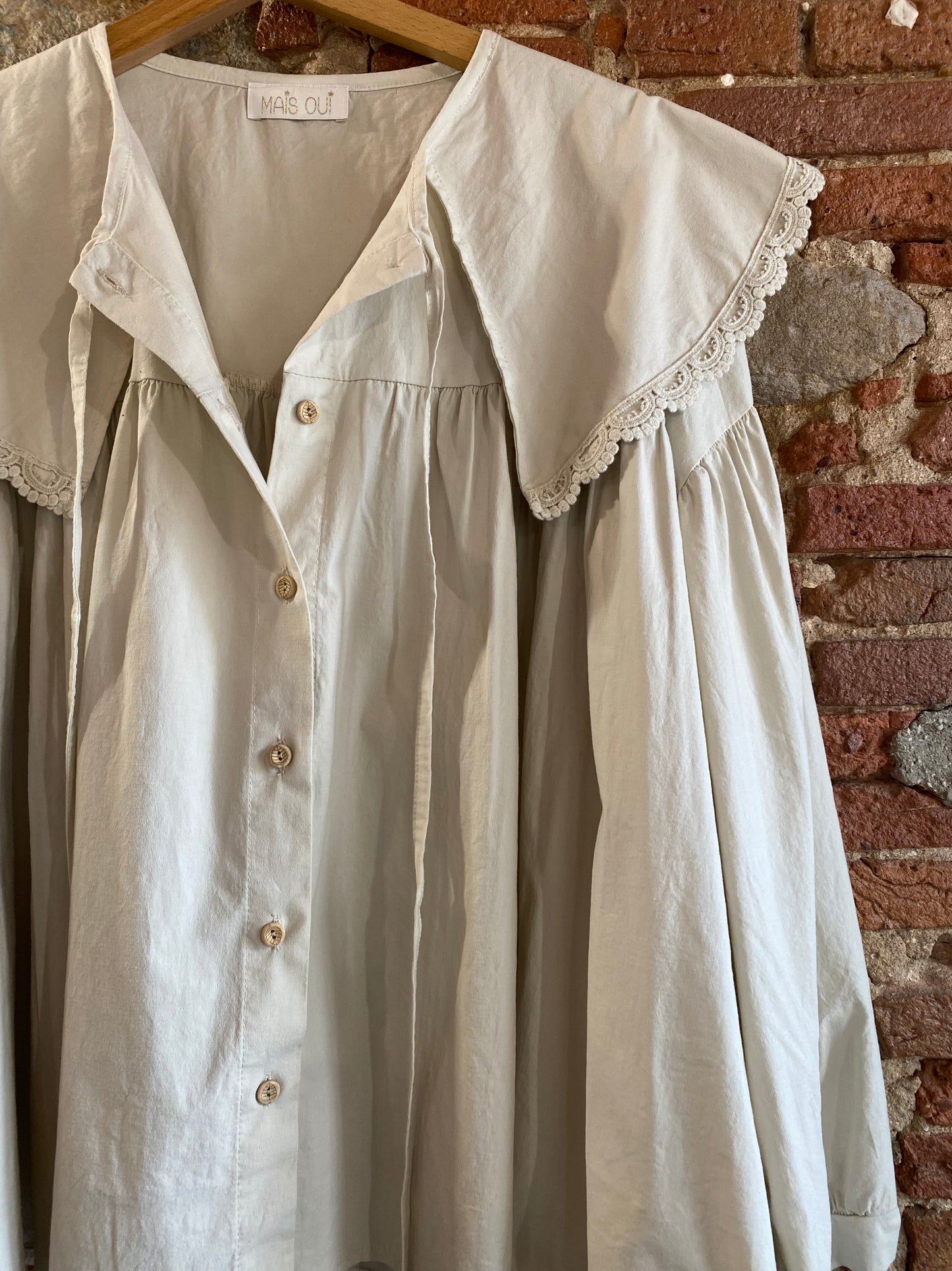 Blusa Pretty colore sand