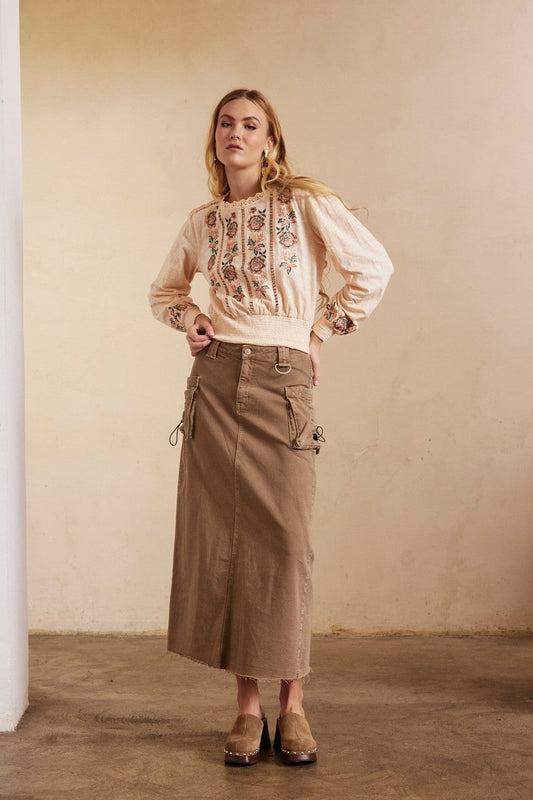 T-shirt Sushela con ricamo