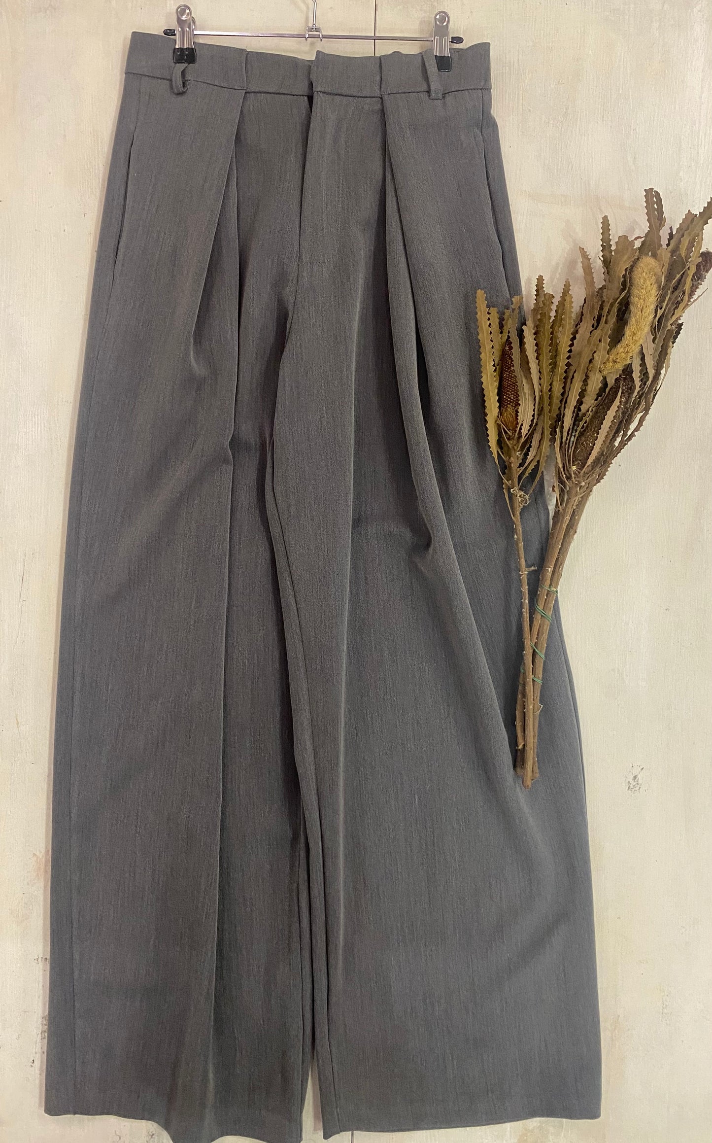 Boy pantalone donna colore grigio perla