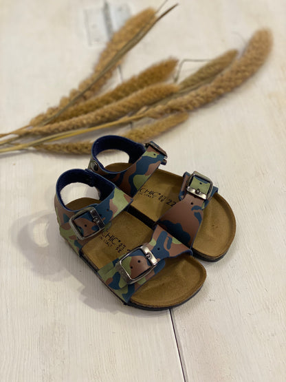 BIOCHIC sandalo in pelle colore camouflage marrone blu e verde