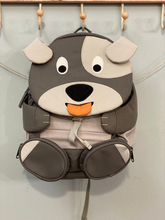 Zainetto cane per la scuola materna - Eco-Friendly - consigliato da 3 a 5 anni - pratico anche per le uscite con mamma e papà - spalline regolabili - cintura torace - imbottitura posteriore - strisce riflettenti