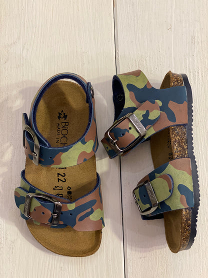 BIOCHIC sandalo in pelle colore camouflage marrone blu e verde