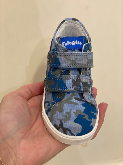 sneakers in tela fantasia camouflage azzurro